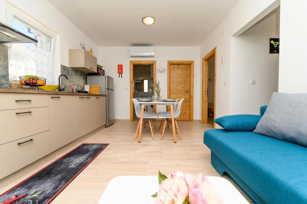 Apartments And Rooms Yasmin Miholascica Croatie